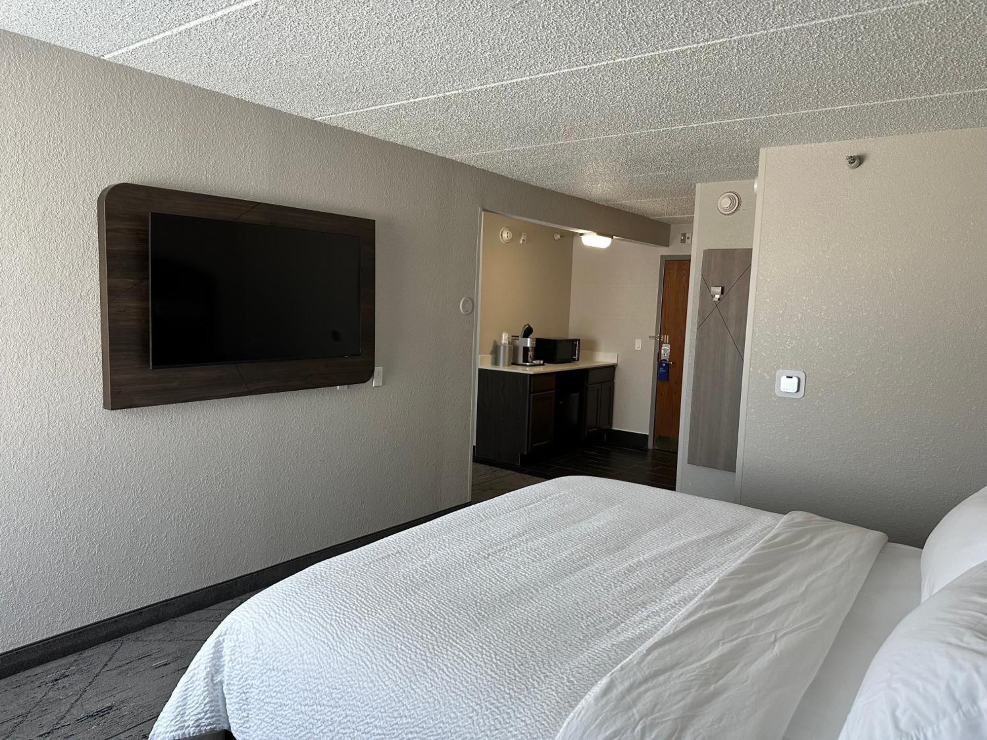 Holiday Inn Express & Suites Eden Prairie - Minneapolis By Ihg Exterior photo